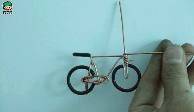 铜线DIY手工制作自行车小摆件