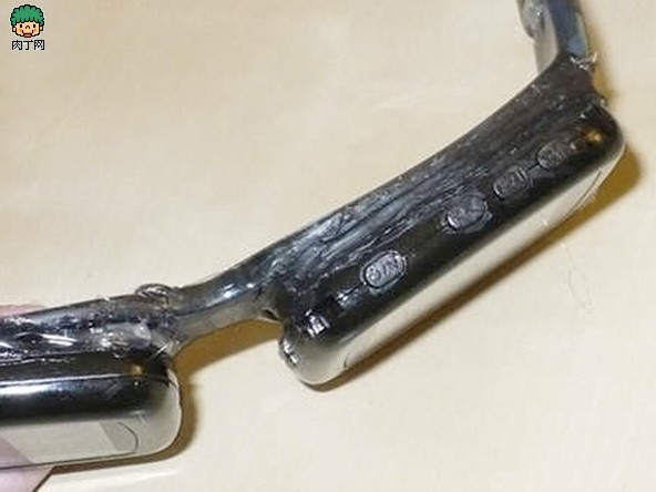 超酷diy眼镜盒作品-电子雷帝眼镜的做法-封存